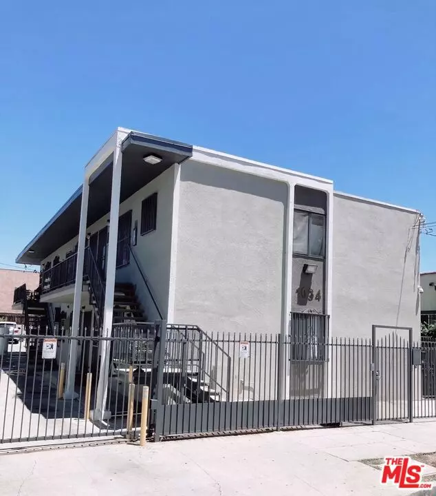 Los Angeles, CA 90006,1034 S Ardmore AVE