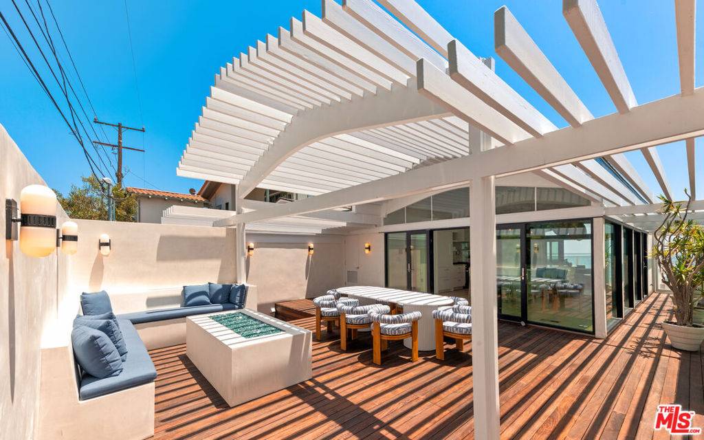 Malibu, CA 90265,27044 Malibu Cove Colony DR