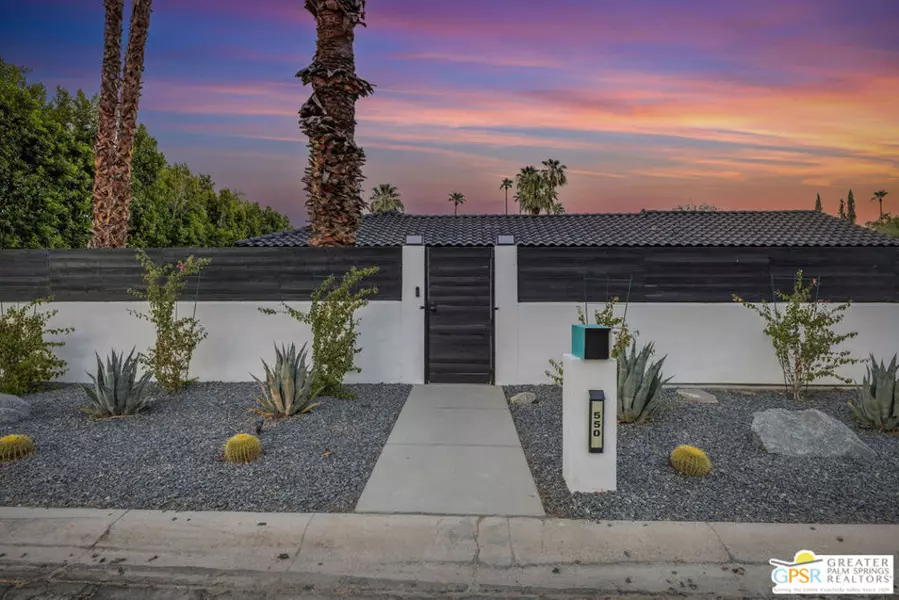 550 S Indian TRL, Palm Springs, CA 92264