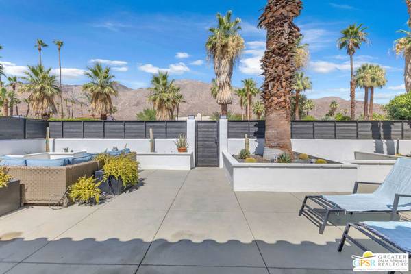 Palm Springs, CA 92264,550 S Indian TRL