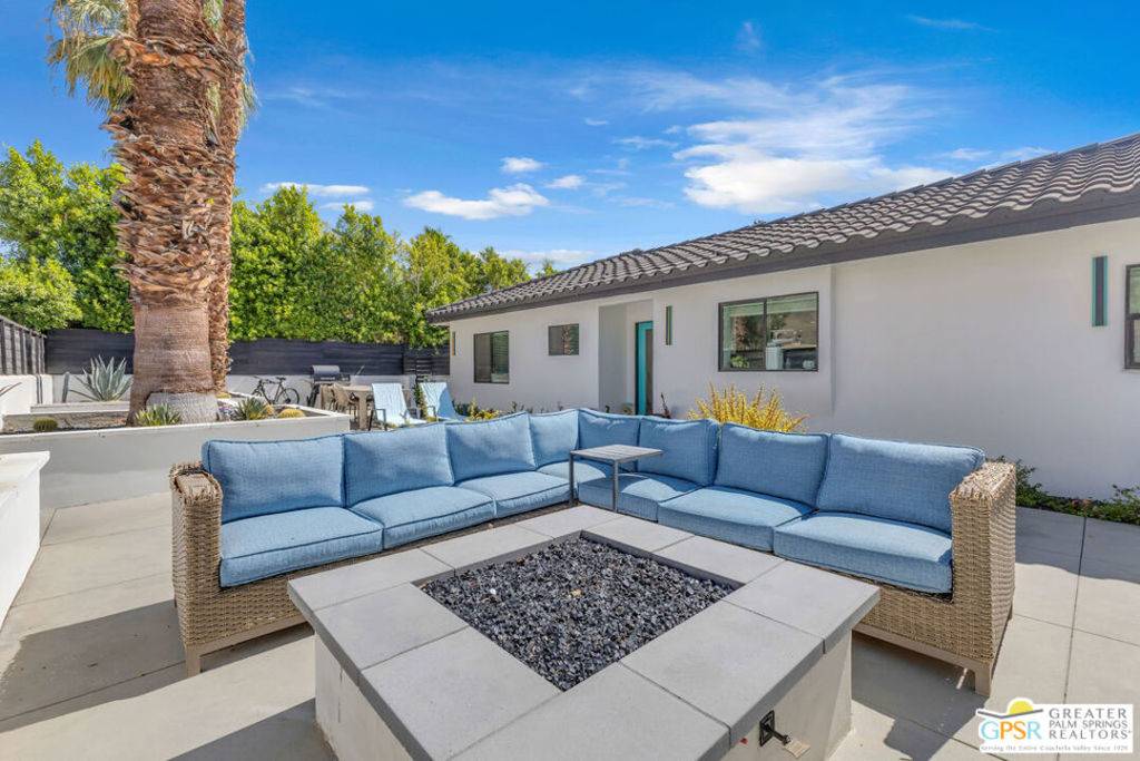 Palm Springs, CA 92264,550 S Indian TRL