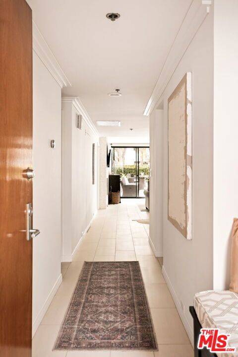 Santa Monica, CA 90405,2940 Neilson WAY #103