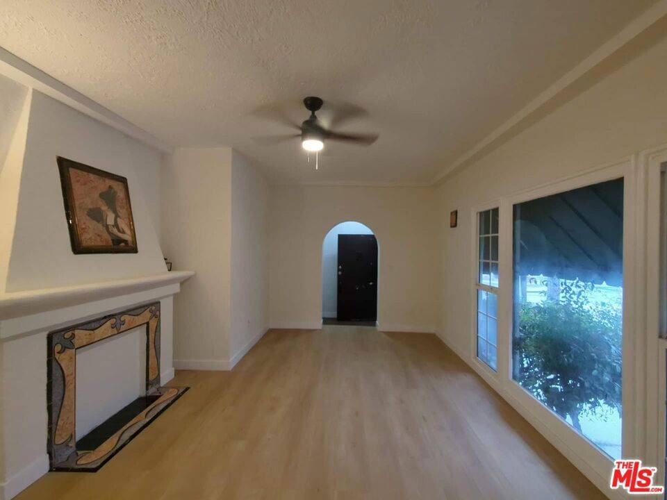 Long Beach, CA 90813,1203 15th AVE #1500 Orang