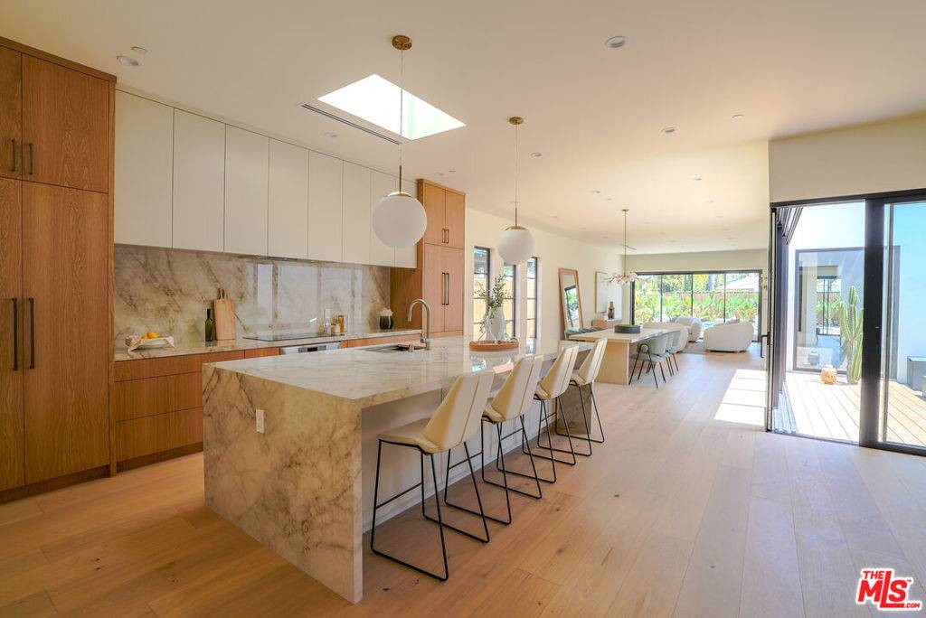 4936 Coolidge AVE, Culver City, CA 90230