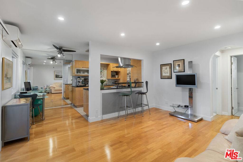 848 Pacific ST #2, Santa Monica, CA 90405