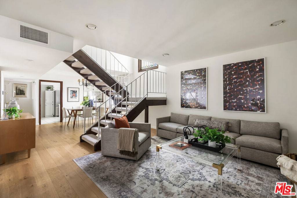 1916 Overland AVE #2, Los Angeles, CA 90025