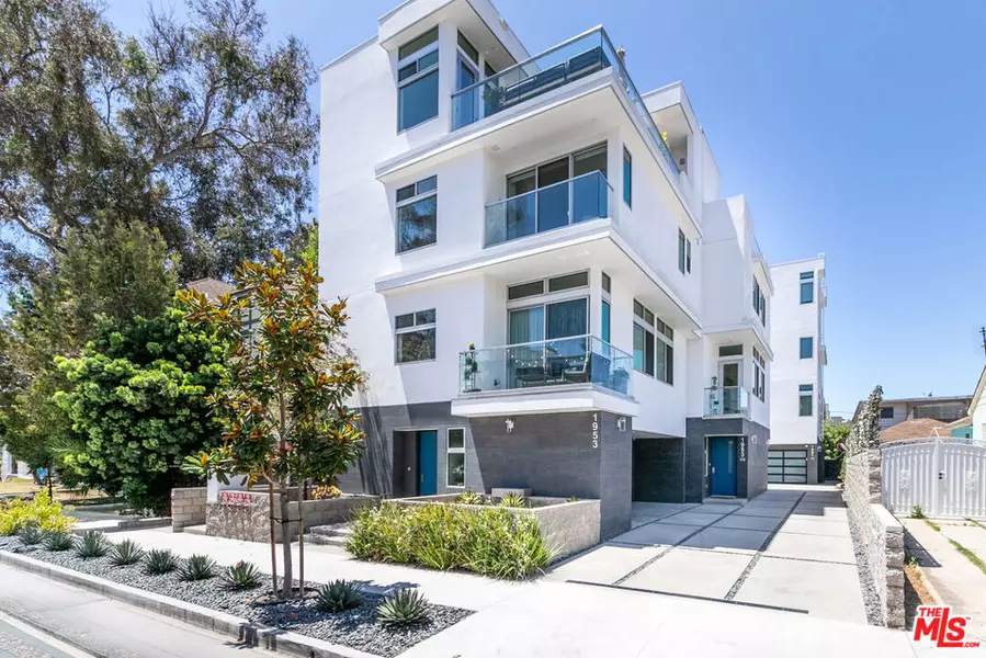 1951 Manning AVE, Los Angeles, CA 90025