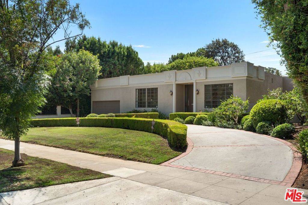 Beverly Hills, CA 90210,519 N Rexford DR