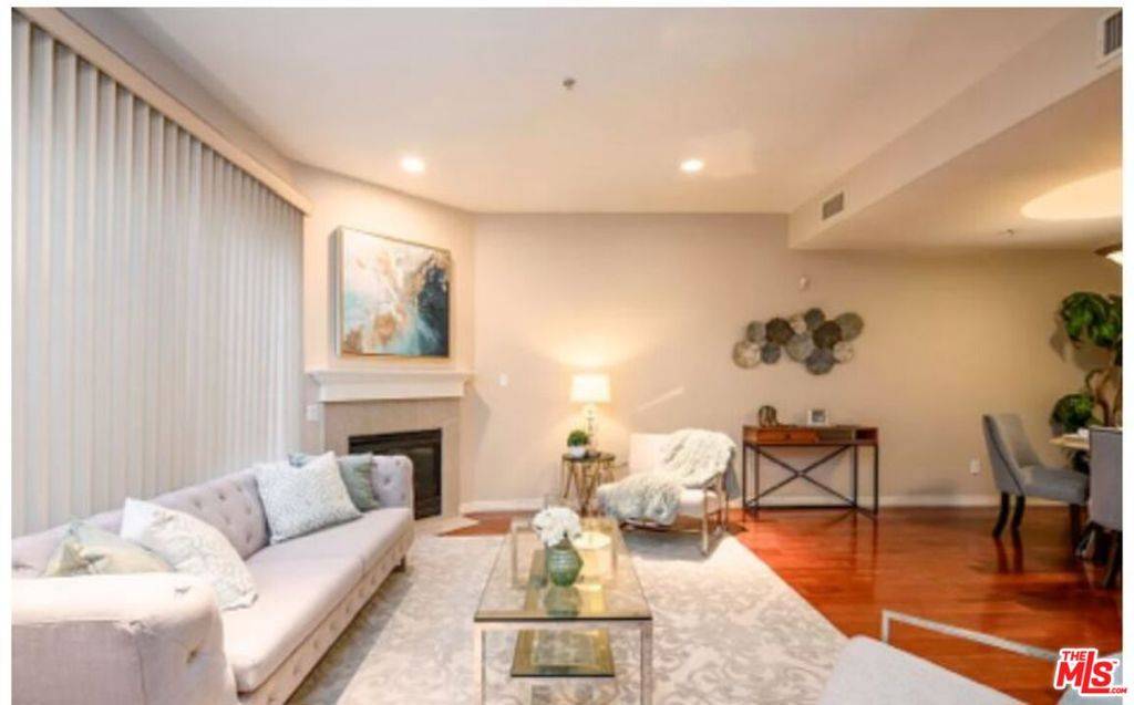 Valley Village, CA 91607,4732 Radford AVE #12