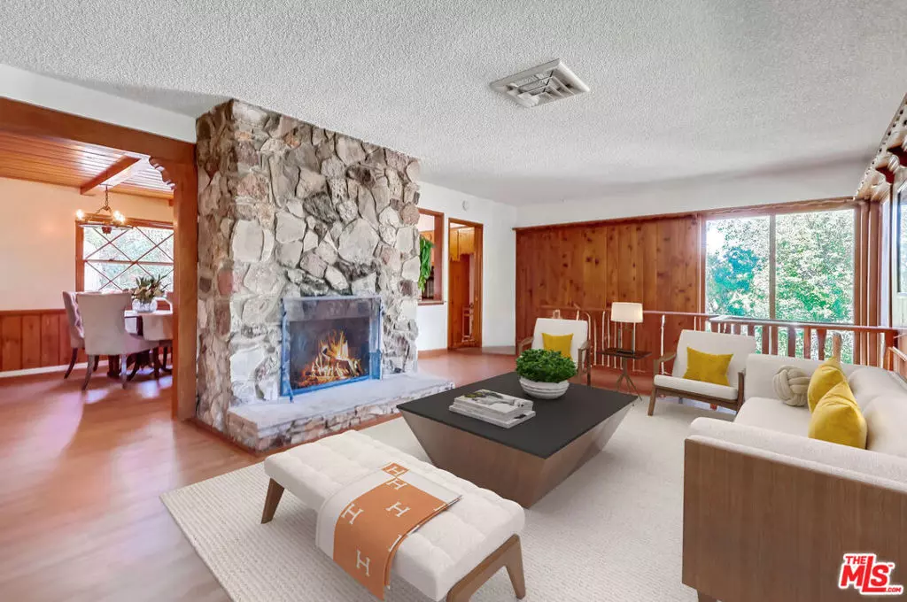 Sunland, CA 91040,7951 Glenties LN