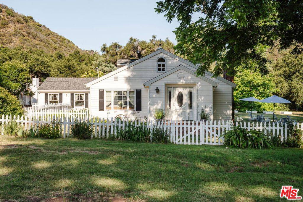 Topanga, CA 90290,1520 Bonnell DR
