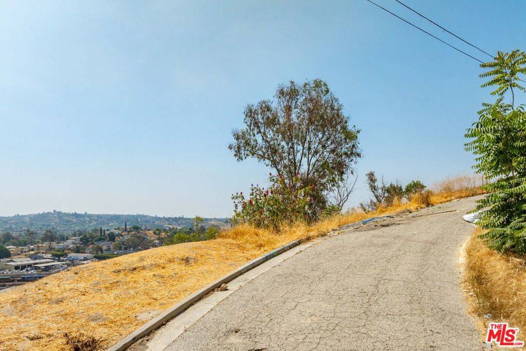 Los Angeles, CA 90032,2808 Adkins Ave
