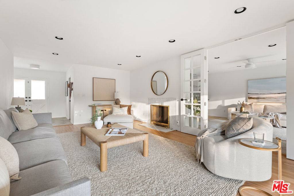 West Hills, CA 91304,8323 Gustav LN