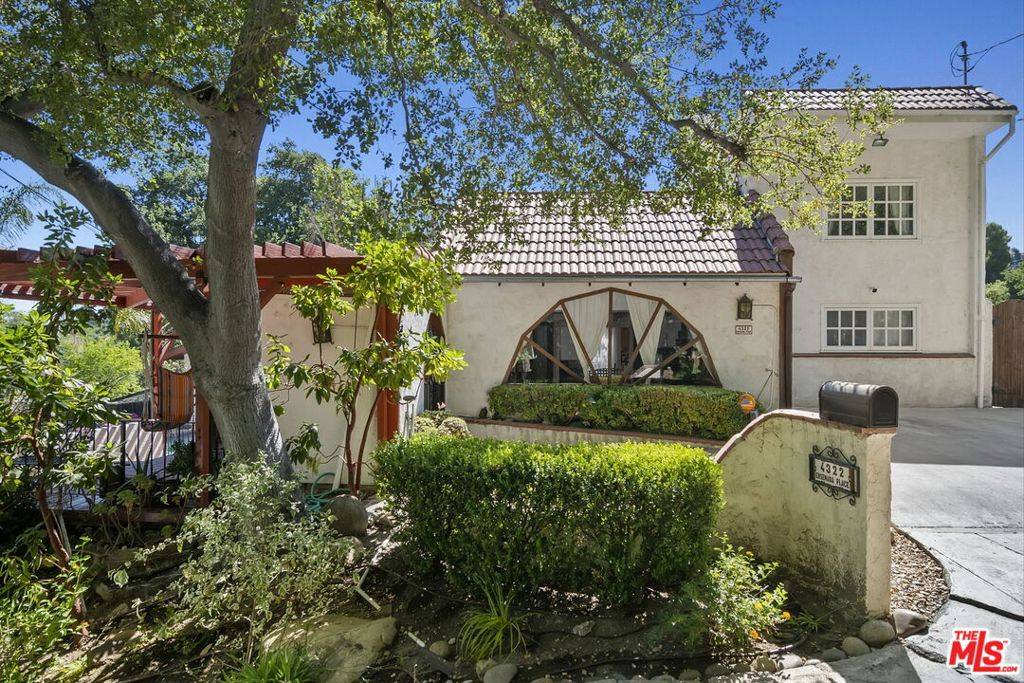 4322 Ensenada PL, Woodland Hills, CA 91364