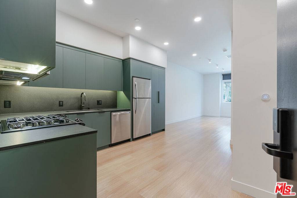 10601 Washington BLVD #212, Culver City, CA 90232