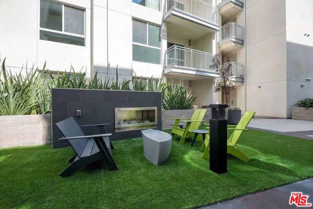 Playa Vista, CA 90094,12655 Bluff Creek DR #207