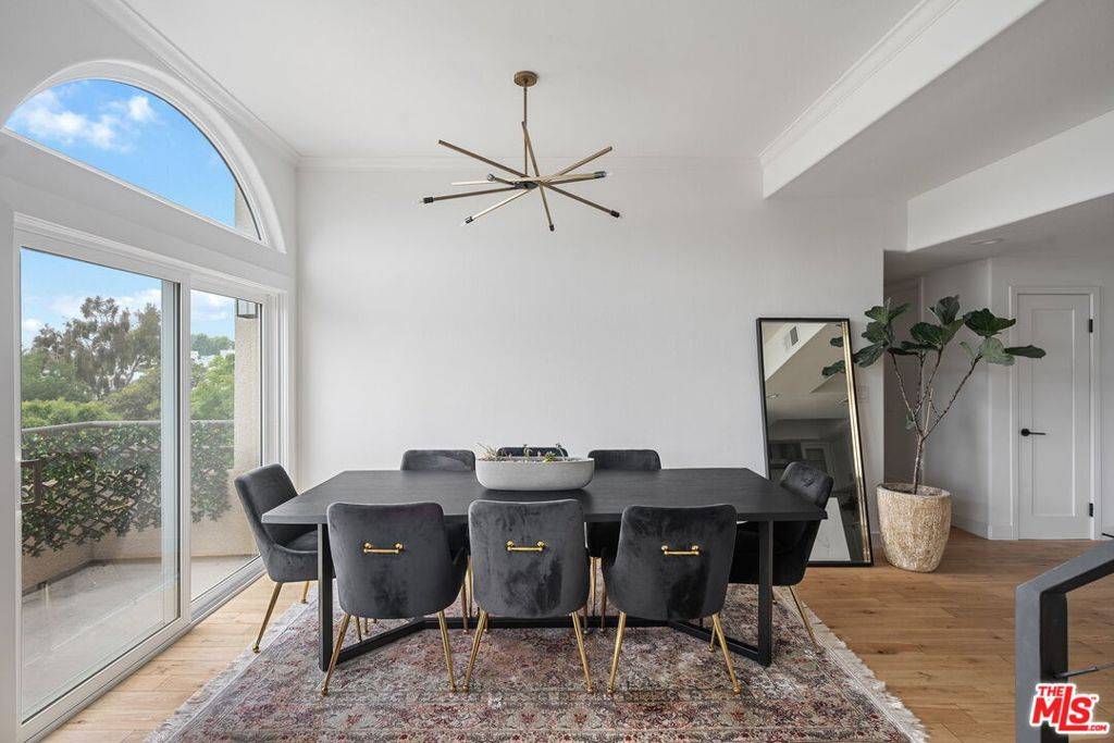 Studio City, CA 91604,4230 Colfax AVE #301