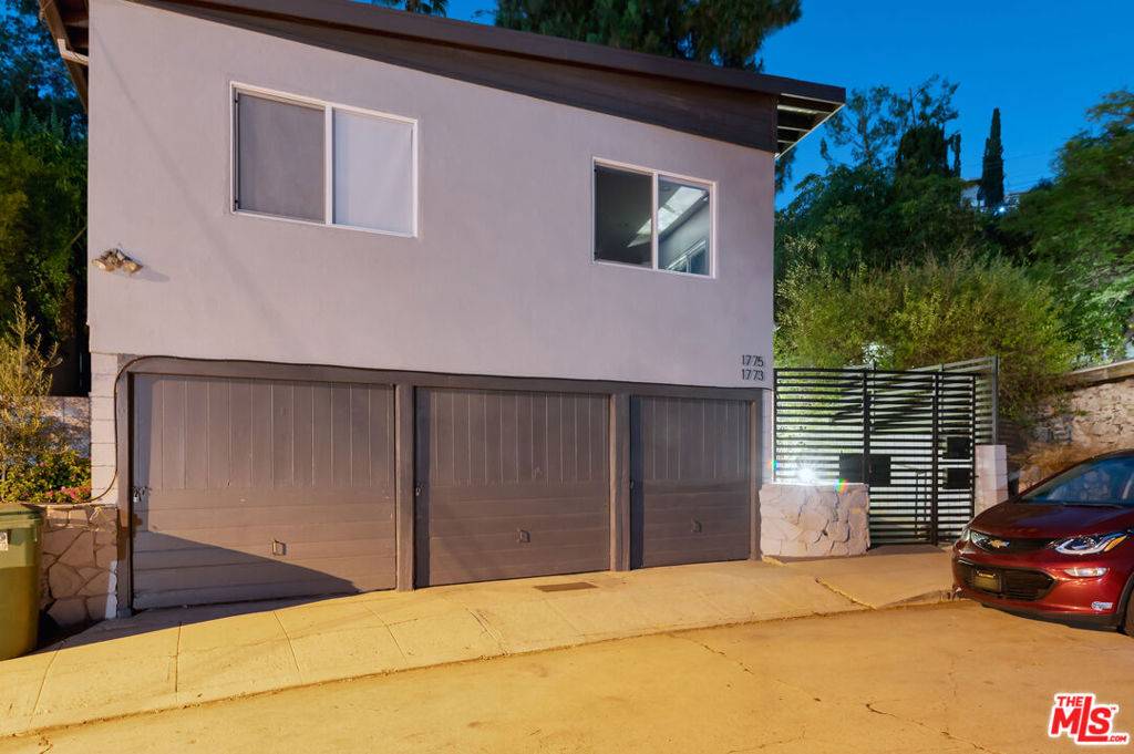 Los Angeles, CA 90041,1775 College View PL