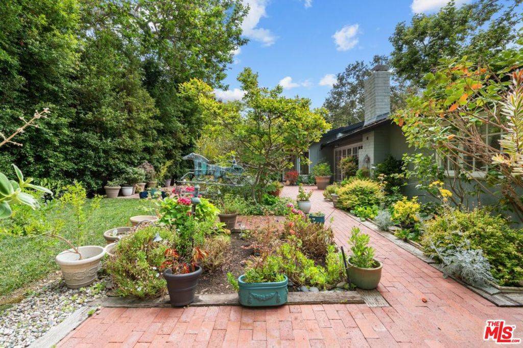 30604 Sicomoro DR, Malibu, CA 90265