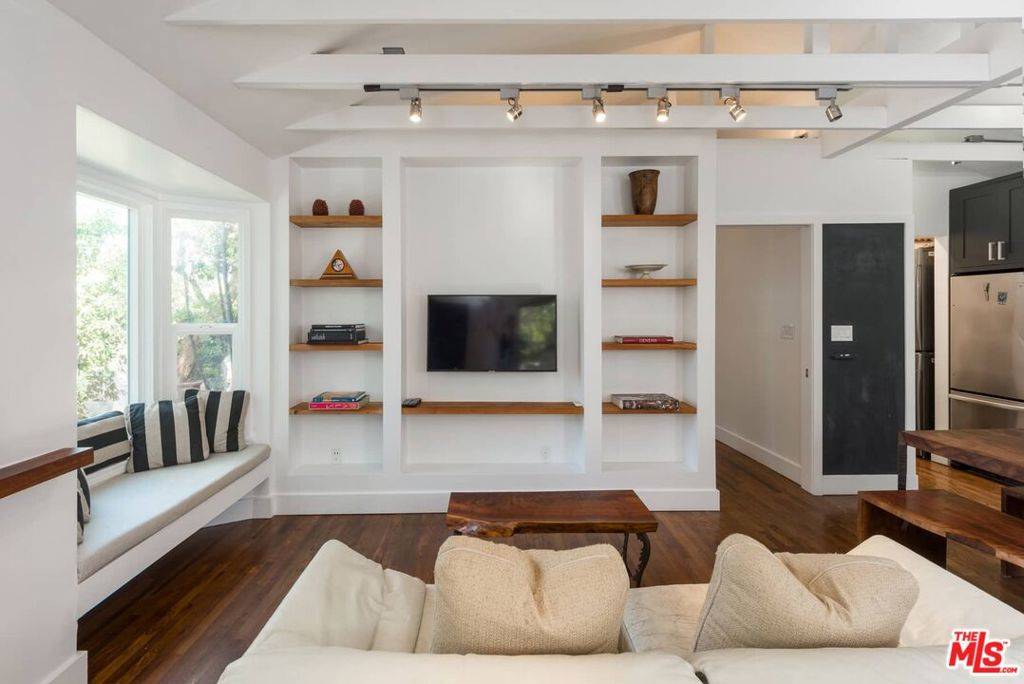 Venice, CA 90291,704 Vernon AVE