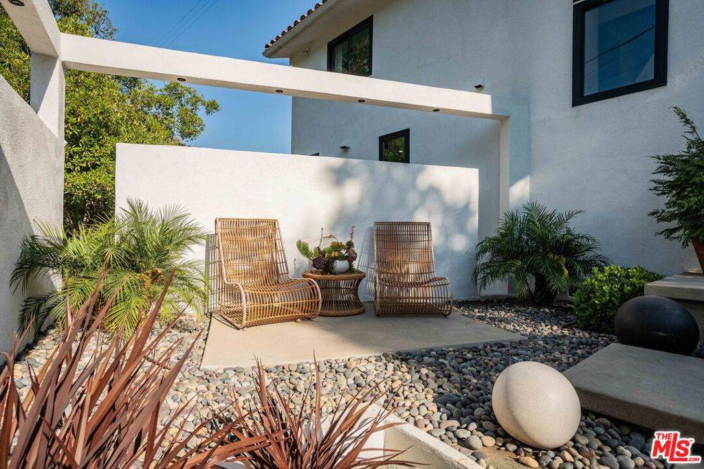 Malibu, CA 90265,4263 Vista PL