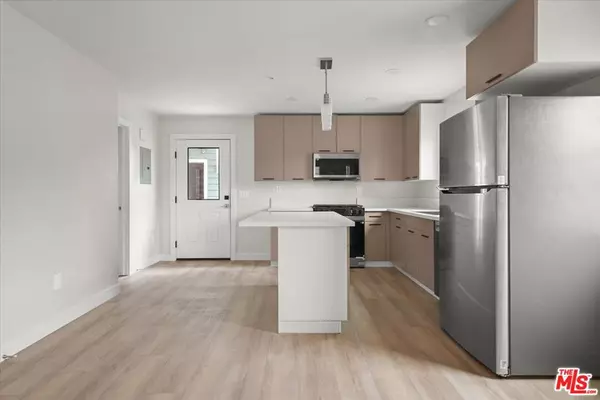 Santa Barbara, CA 93103,1317 Punta Gorda #1