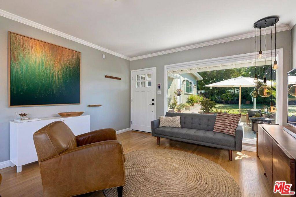 Glendale, CA 91205,1410 Wellesley DR