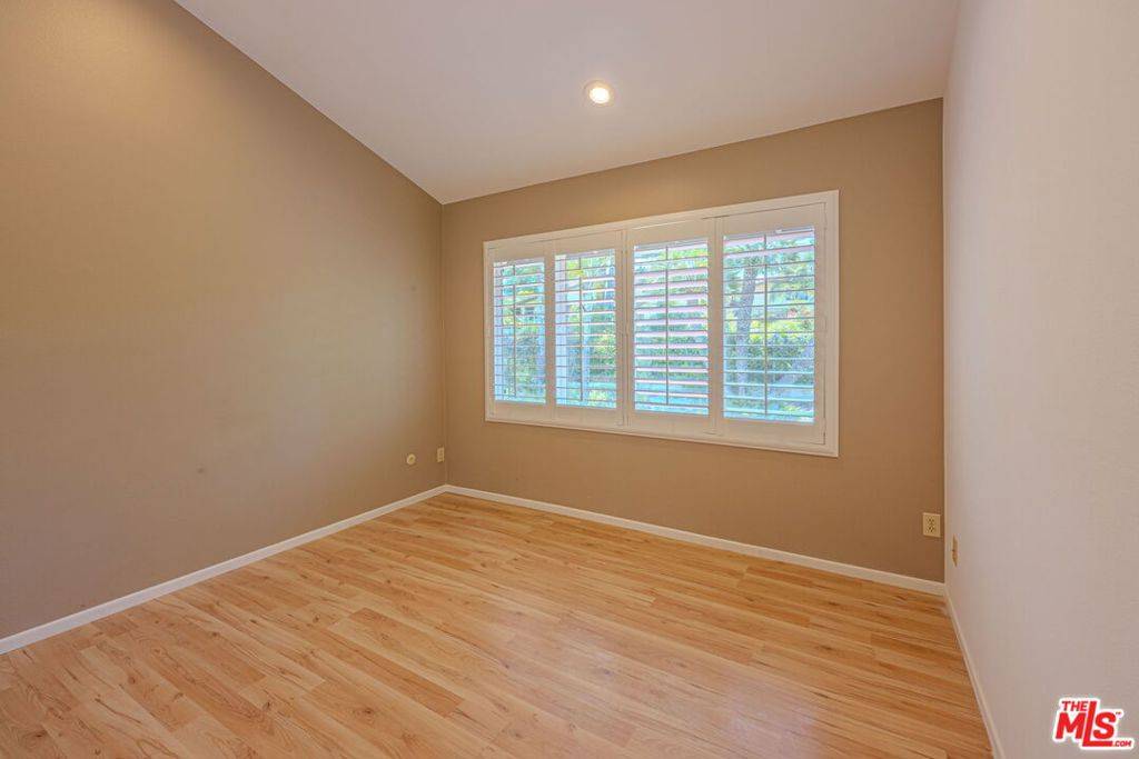 Thousand Oaks, CA 91360,3926 Corte Cancion