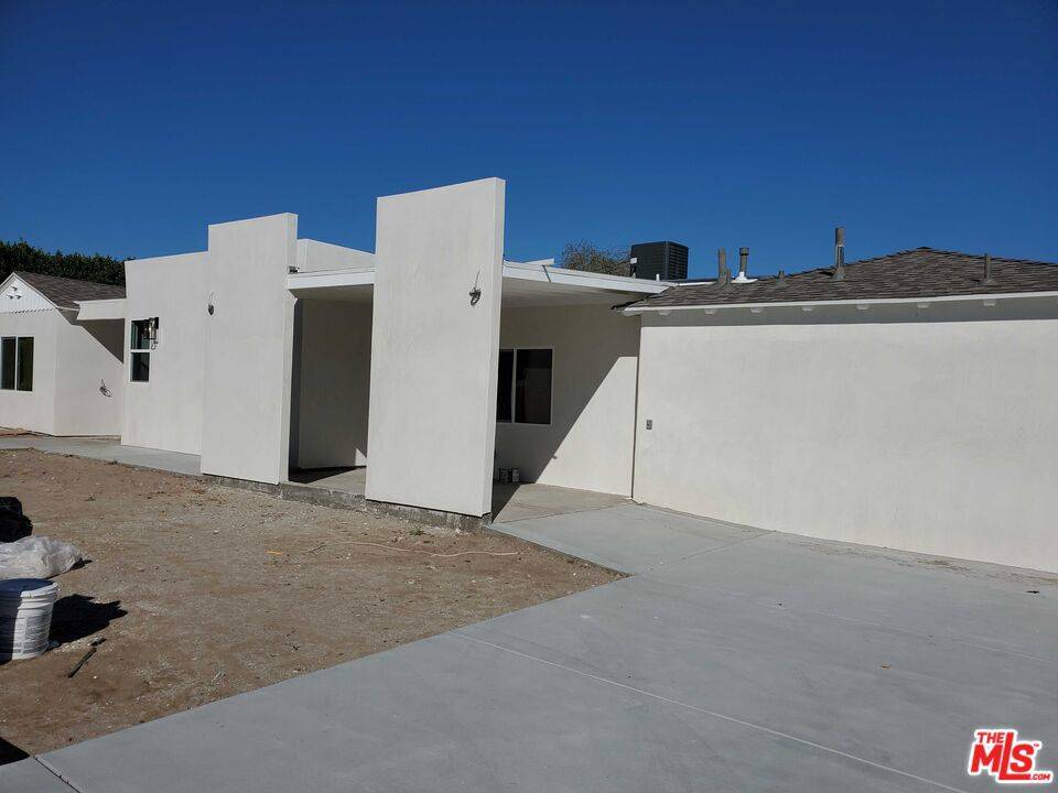 Palm Springs, CA 92262,200 W Via Olivera