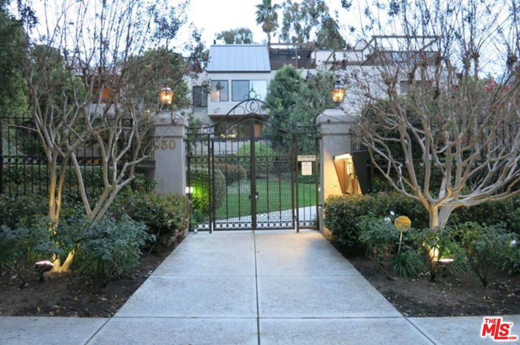 950 N Kings RD #205, West Hollywood, CA 90069