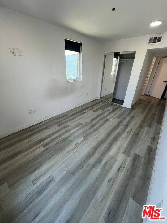 Los Angeles, CA 90029,1222 N Alexandria AVE