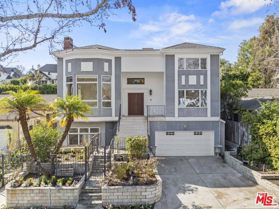 865 Warner AVE, Los Angeles, CA 90024