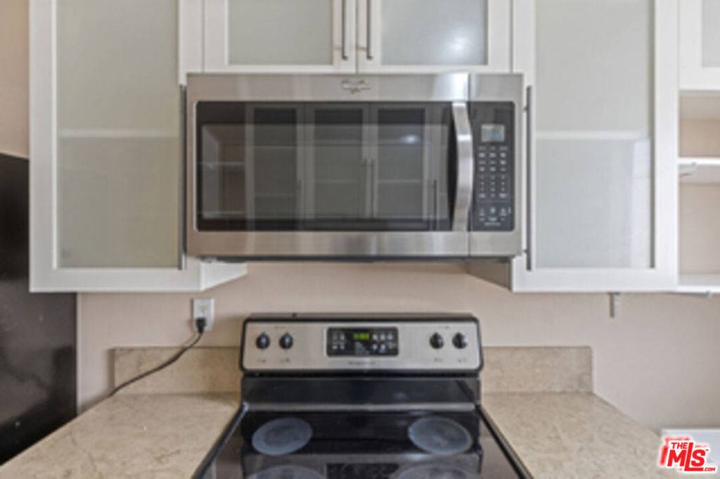 Los Angeles, CA 90064,2884 Sawtelle BLVD #203
