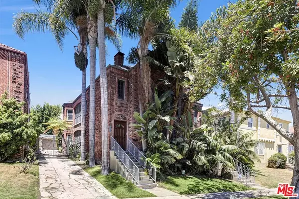 1111 S Orange DR, Los Angeles, CA 90019