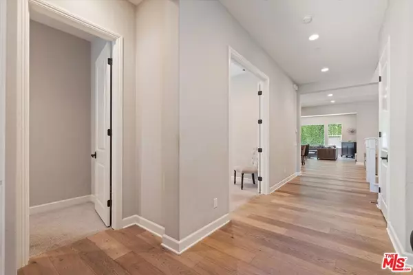 Sherman Oaks, CA 91411,14624 Mccormick ST