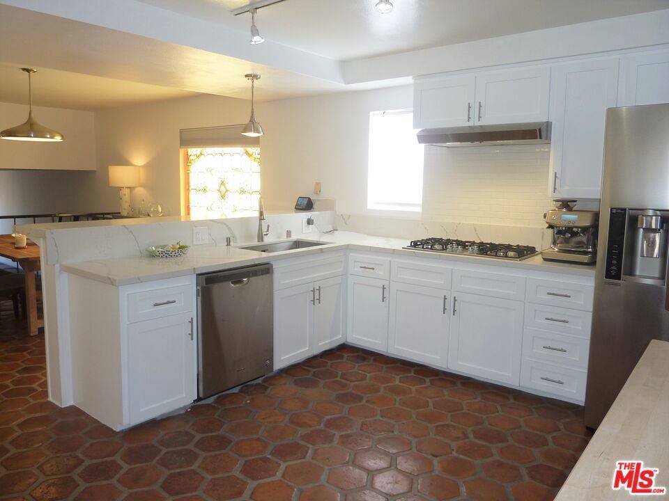 Marina Del Rey, CA 90292,13065 Mindanao WAY #12