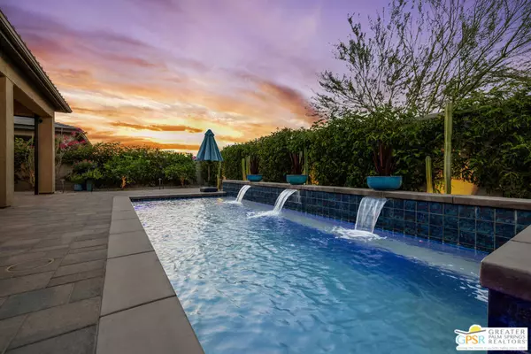 Rancho Mirage, CA 92270,14 Cork Tree