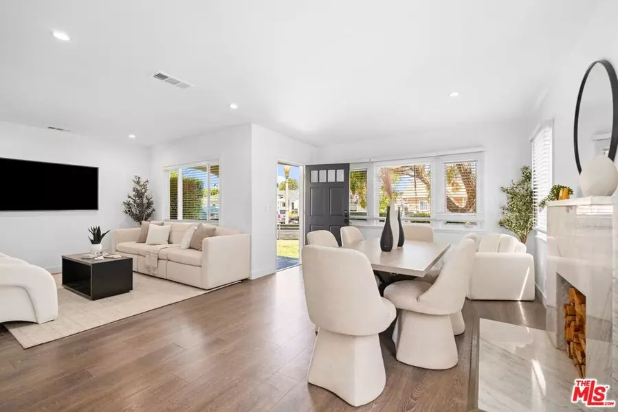 6460 W 84th ST, Los Angeles, CA 90045