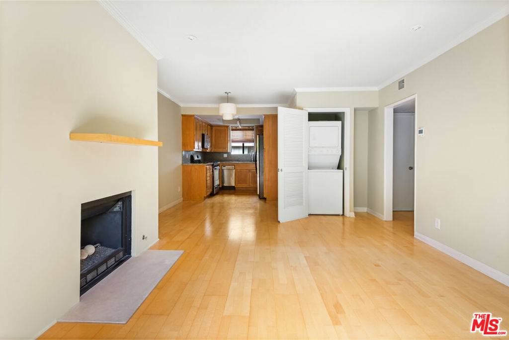 10671 Wilkins AVE #5, Los Angeles, CA 90024