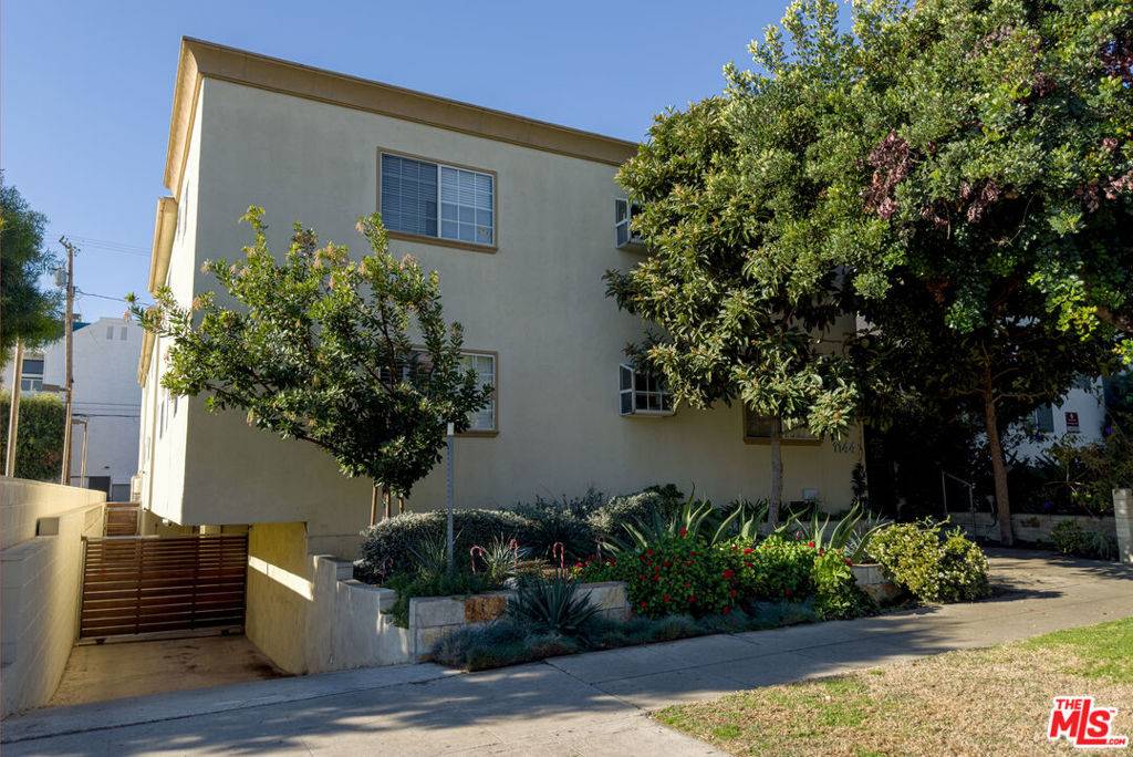 1144 10th ST #10, Santa Monica, CA 90403