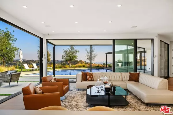 8545 Charl LN, Los Angeles, CA 90046