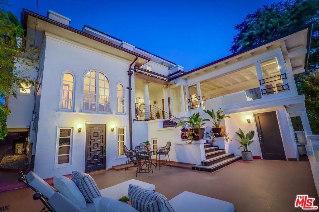 1656 Sargent PL, Los Angeles, CA 90026