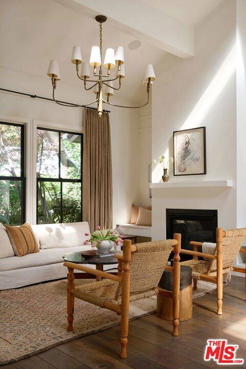 Sherman Oaks, CA 91423,3949 Dixie Canyon AVE