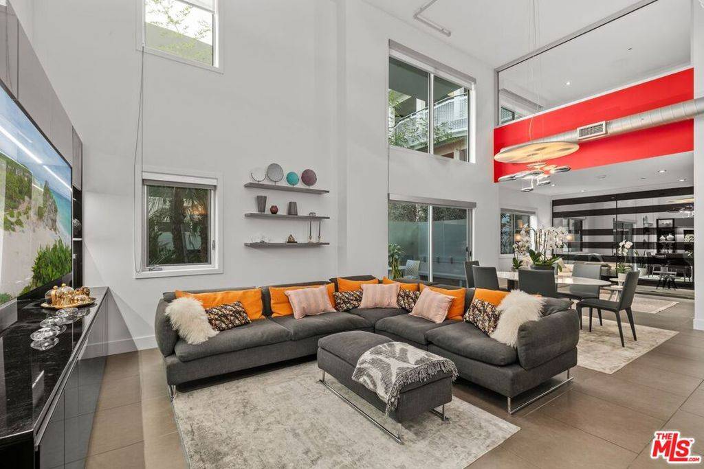 1700 Sawtelle BLVD #115, Los Angeles, CA 90025