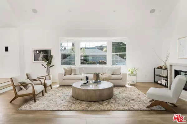 Encino, CA 91436,4405 Estrondo DR