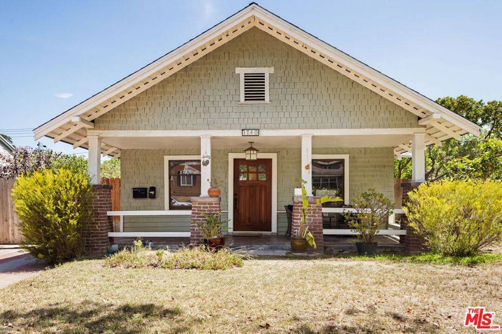 1740 Whitefield RD, Pasadena, CA 91104