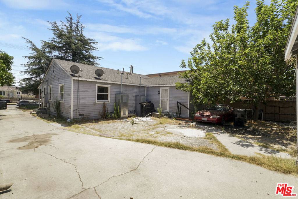 North Hollywood, CA 91605,6833 Simpson AVE #6835