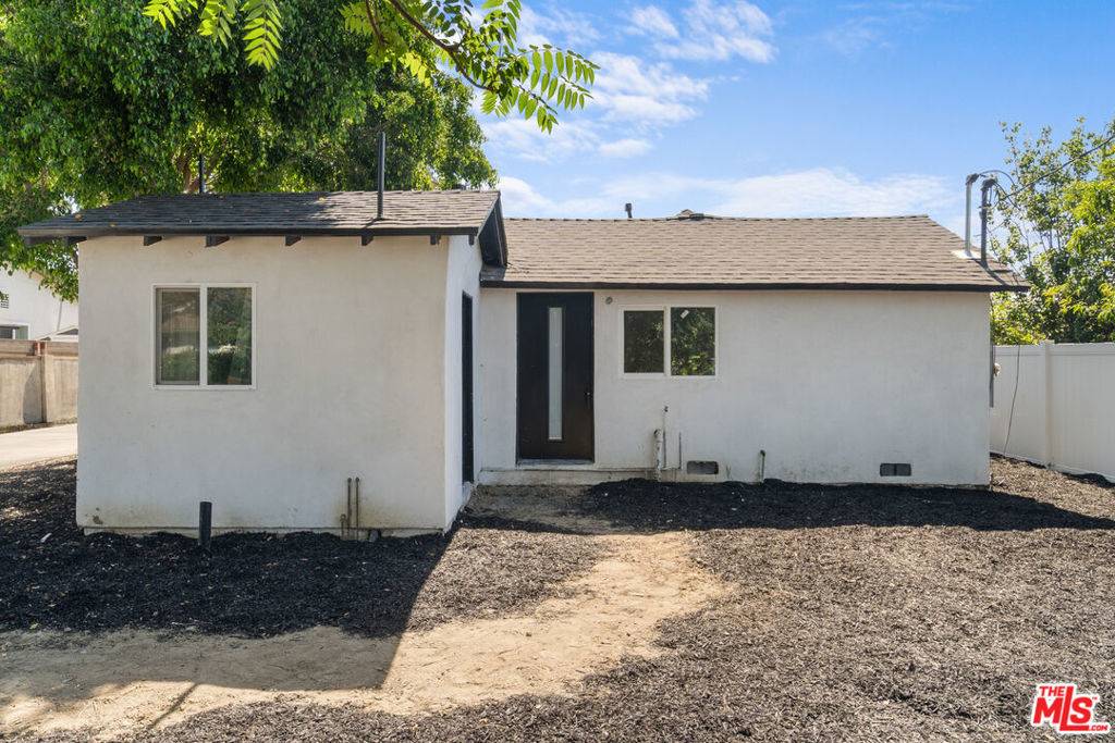 Northridge, CA 91324,8510 Wilbur AVE