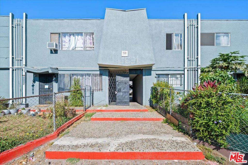 Los Angeles, CA 90019,1531 Arlington AVE