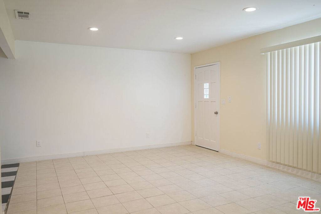 Huntington Park, CA 90255,3063 Randolph ST